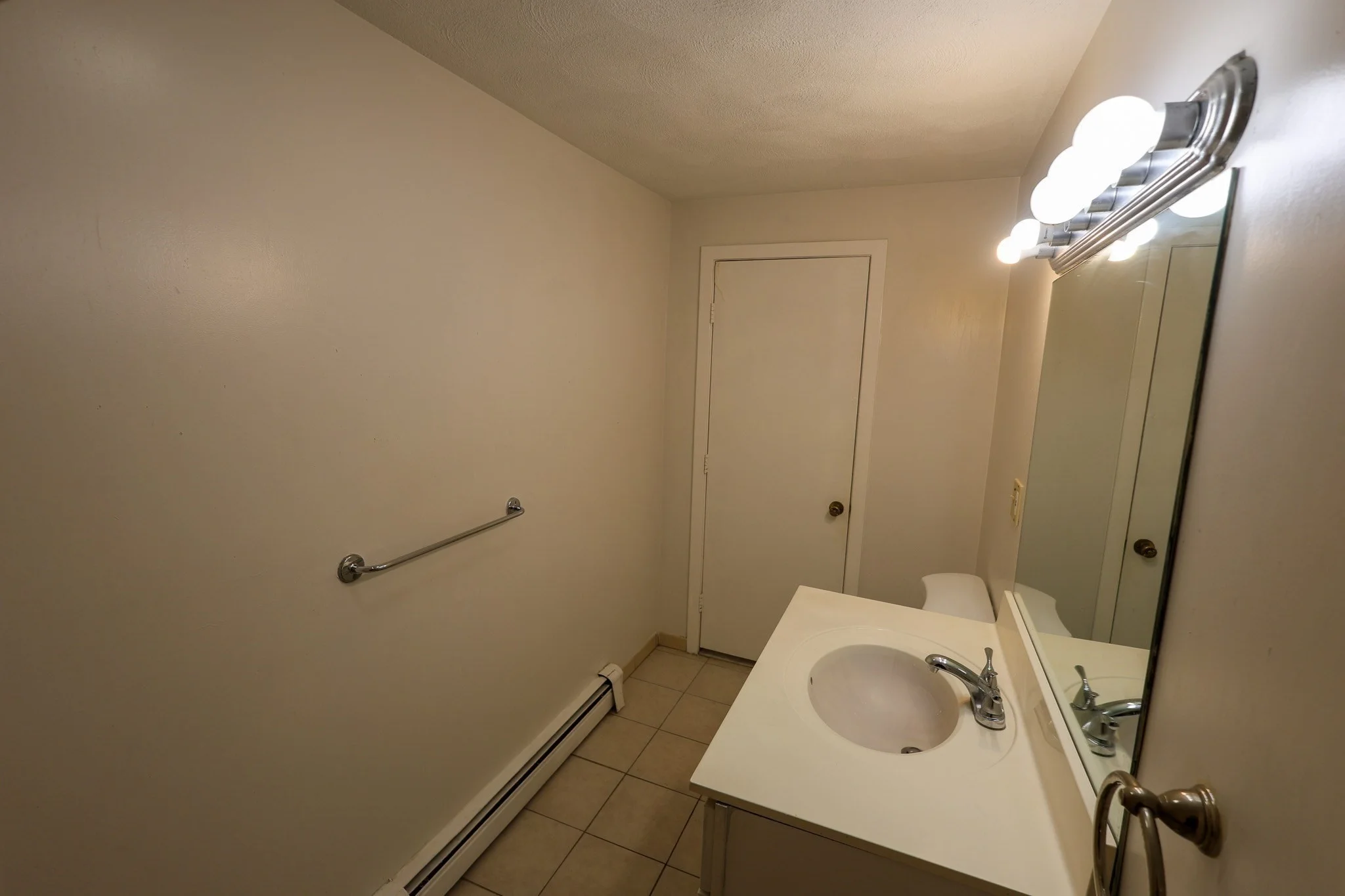 3 bed, 2 bath apartment for rent at 51 Holworthy St Unit 3, Roxbury — photo 8 of 18