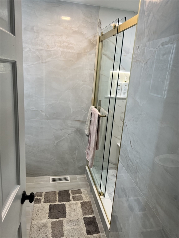 3 bed, 3 bath apartment for rent at 51 Ireta Rd, Shrewsbury — photo 12 of 26