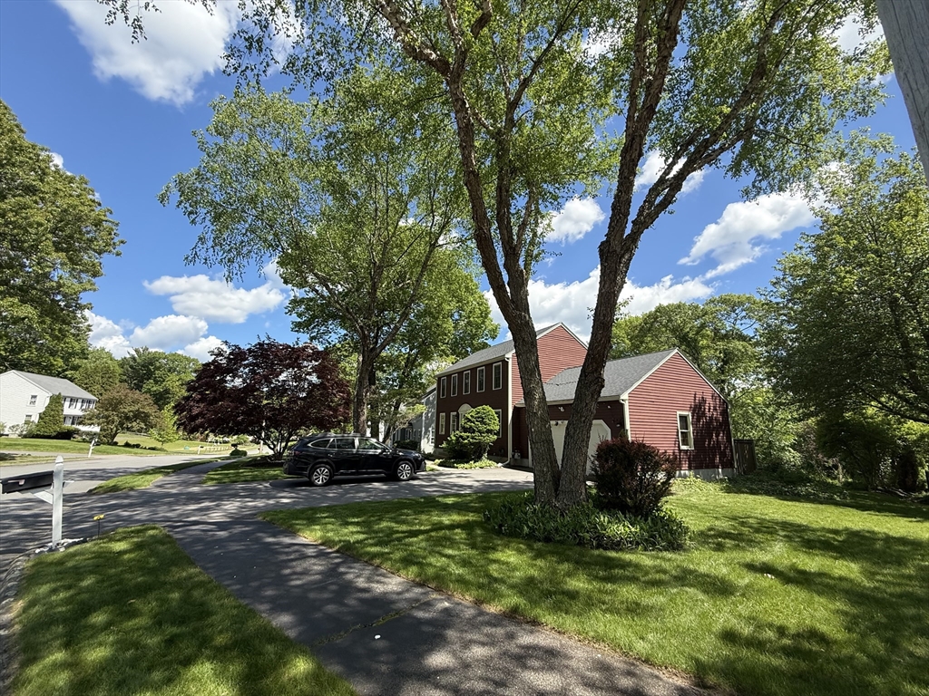3 bed, 3 bath apartment for rent at 51 Ireta Rd, Shrewsbury — photo 3 of 26