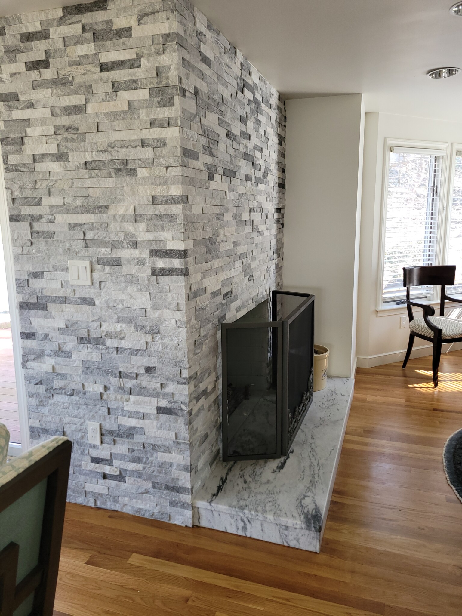 3 bed, 2.5 bath apartment for rent at 51 Jackson St Unit 1, Thompsonville — photo 9 of 23