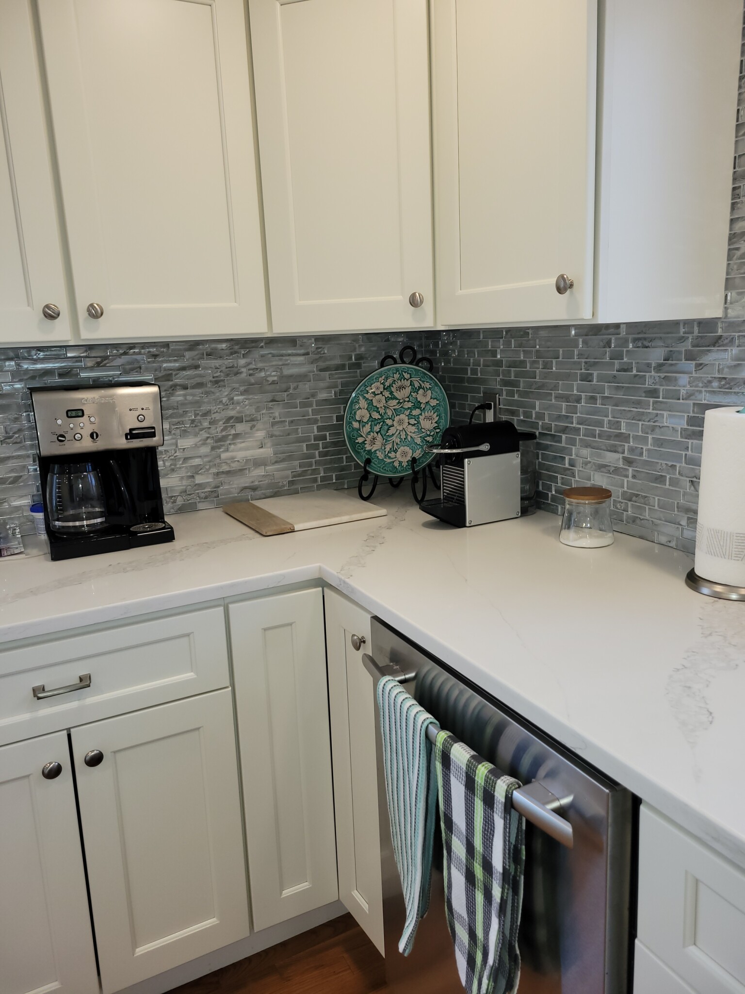 3 bed, 2.5 bath apartment for rent at 51 Jackson St Unit 1, Thompsonville — photo 3 of 23