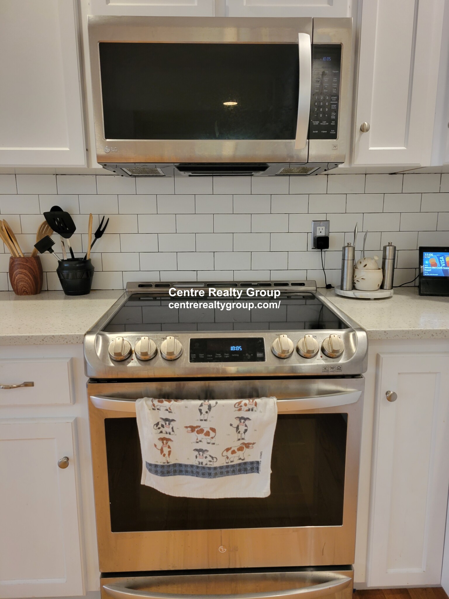 3 bed, 2.5 bath apartment for rent at 51 Jackson St Unit B, Newton Center — photo 1 of 28