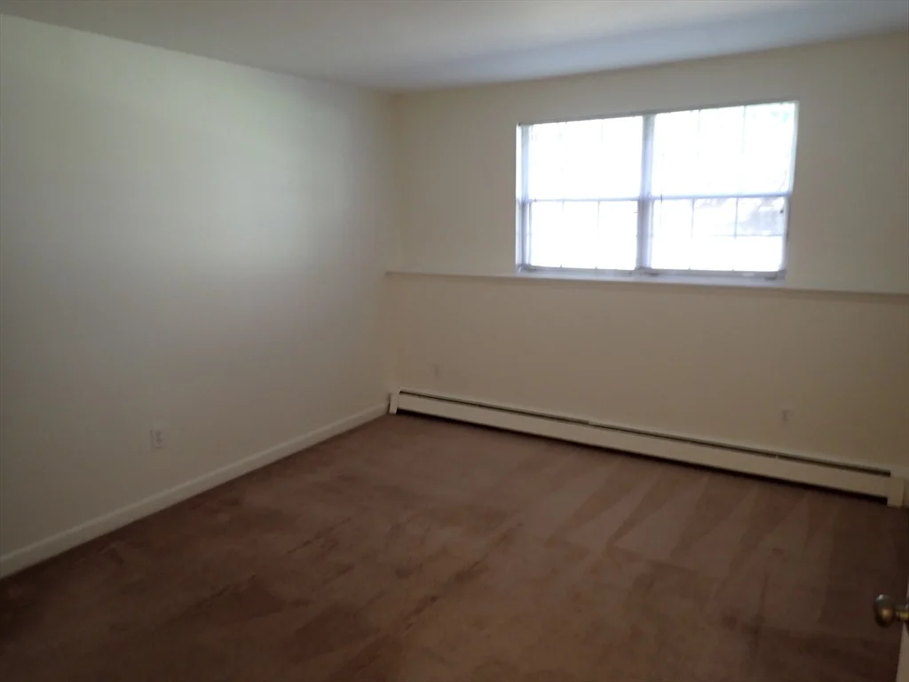 1 bed, 1 bath apartment for rent at 51 Jacqueline Rd Unit 3, Waltham — photo 12 of 18