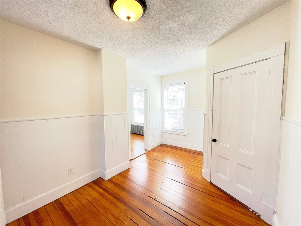 2 bed, 1 bath apartment for rent at 51 Jenness St Unit 0, Lowell — photo 4 of 24