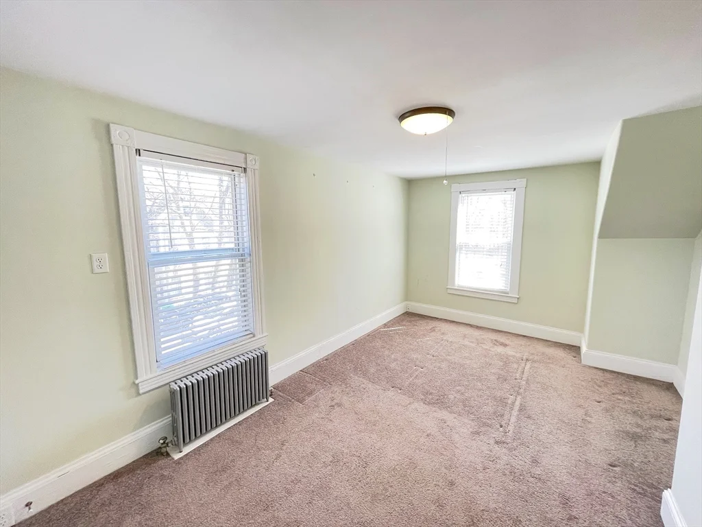 2 bed, 1 bath apartment for rent at 51 Jenness St Unit 0, Lowell — photo 11 of 24