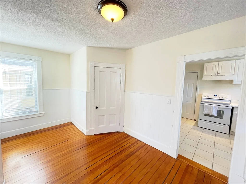 2 bed, 1 bath apartment for rent at 51 Jenness St Unit 0, Lowell — photo 13 of 24