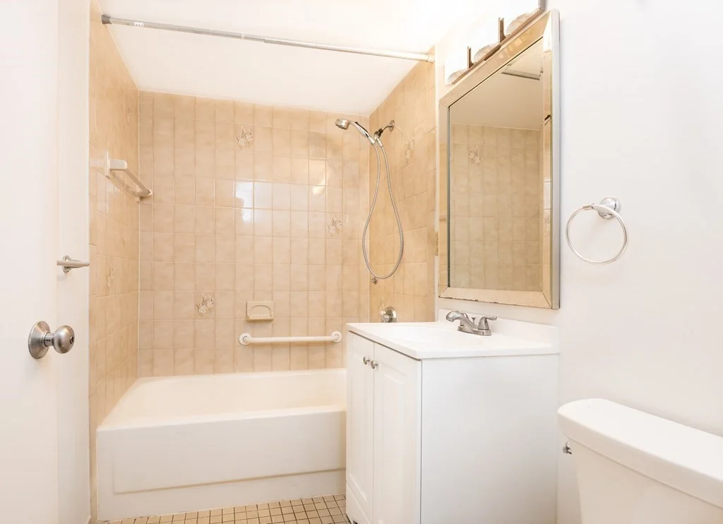 2 bed, 2 bath apartment for rent at 51 John St Unit 401, Coolidge Corner — photo 13 of 15