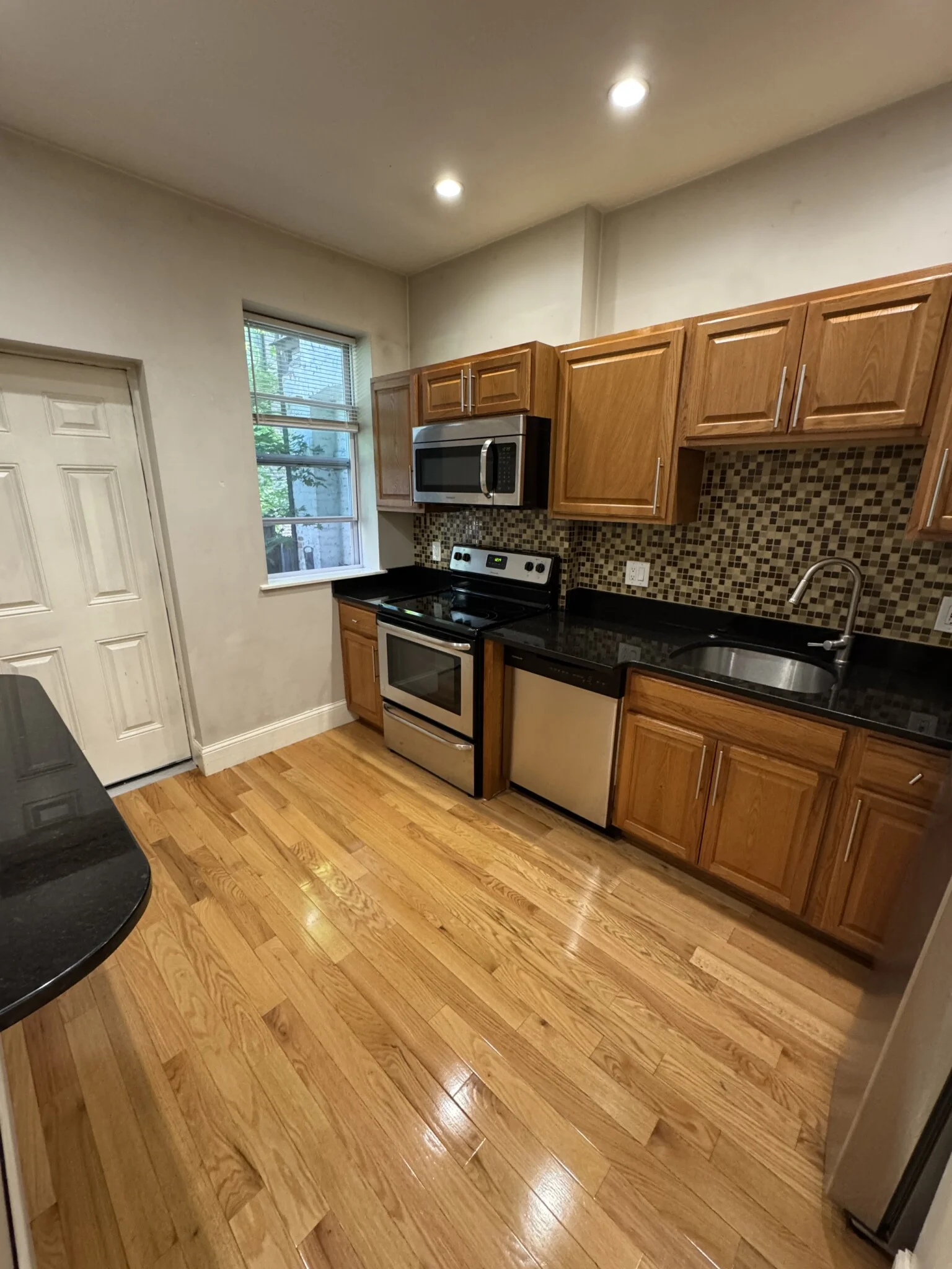 1 bed, 1 bath apartment for rent at 51 Joy St Unit 1R, Beacon Hill — photo 12 of 13