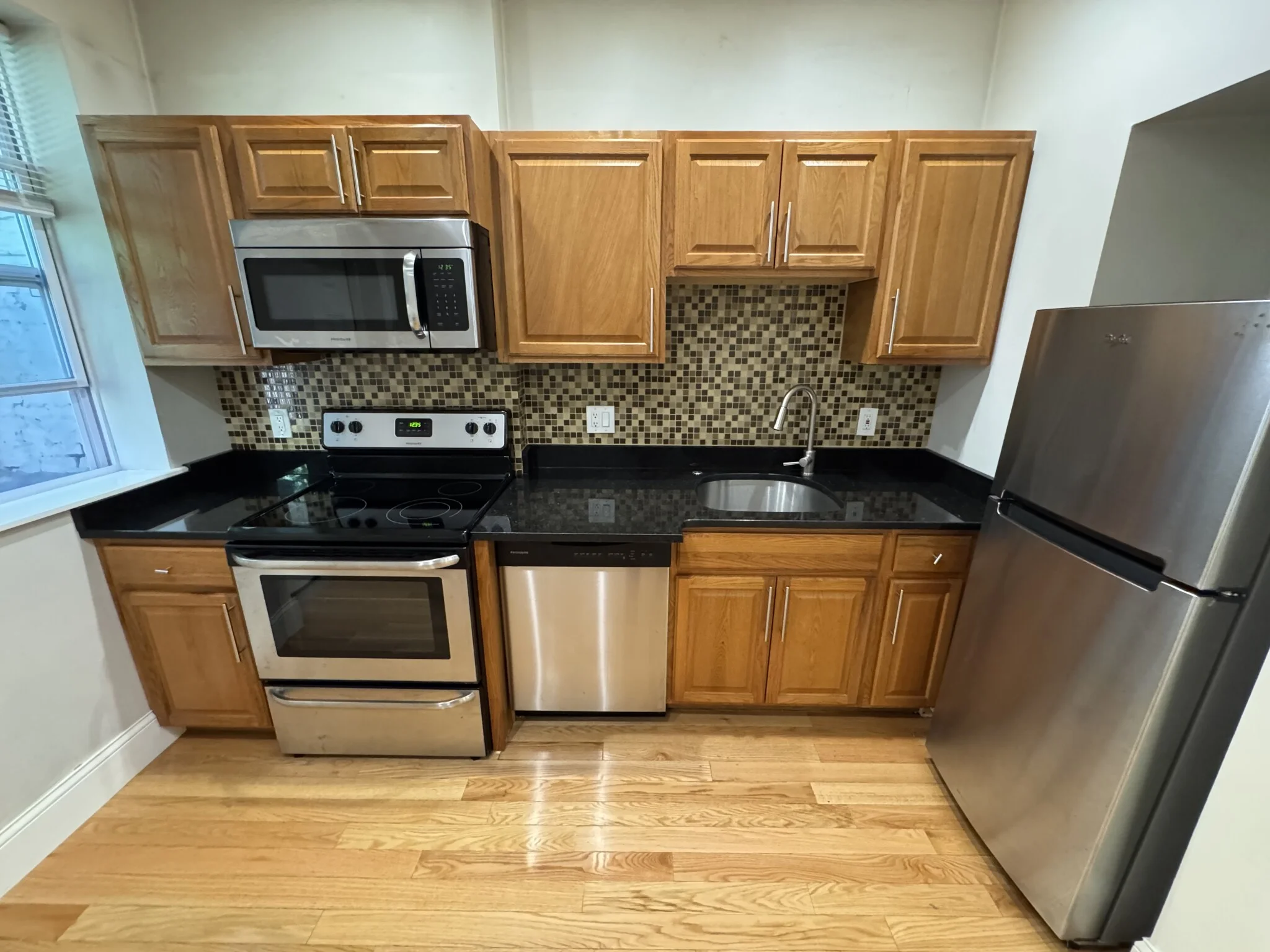 1 bed, 1 bath apartment for rent at 51 Joy St Unit 1R, Beacon Hill — photo 2 of 13