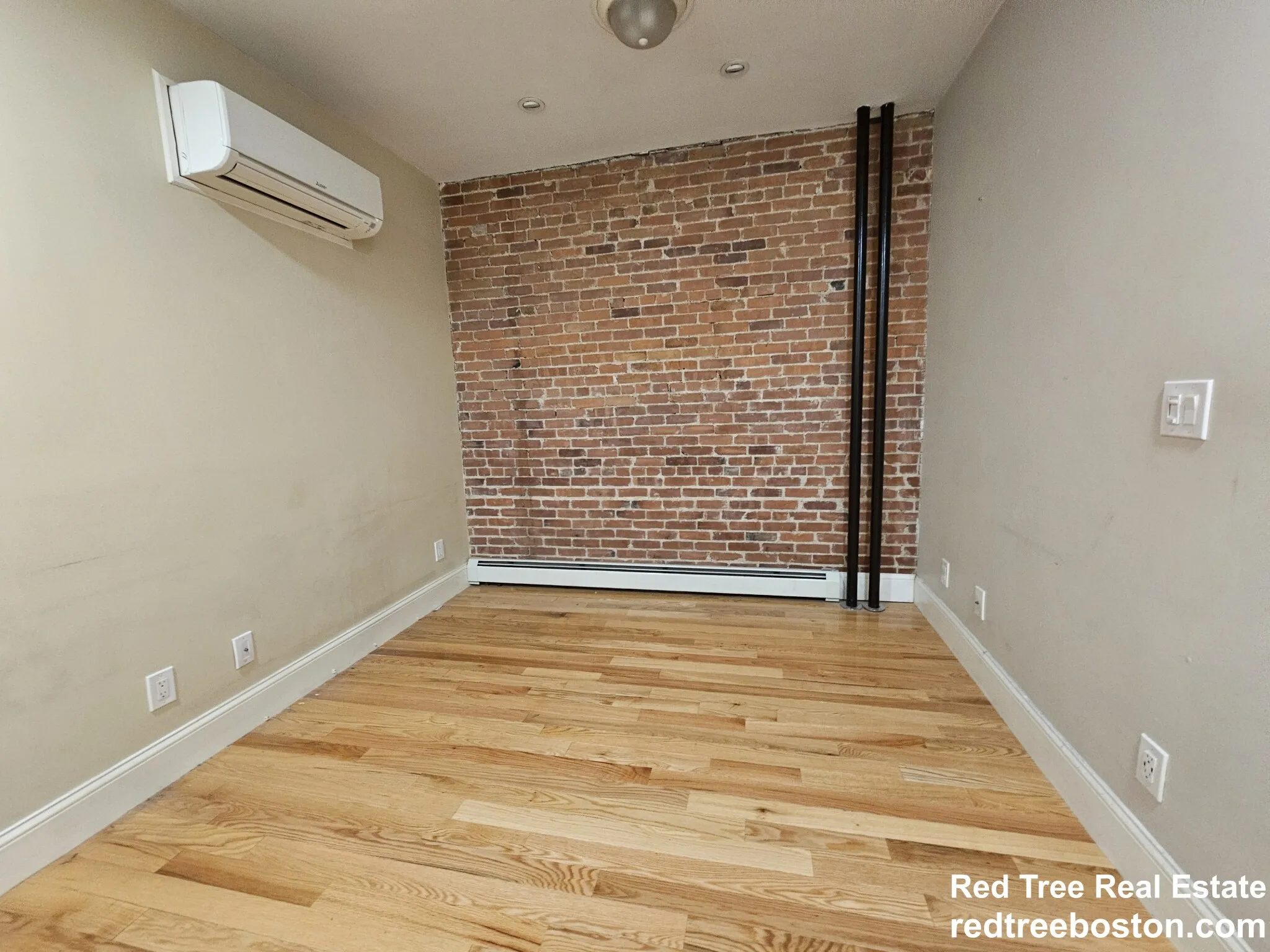 1 bed, 1 bath apartment for rent at 51 Joy St Unit 1R, Beacon Hill — photo 2 of 4