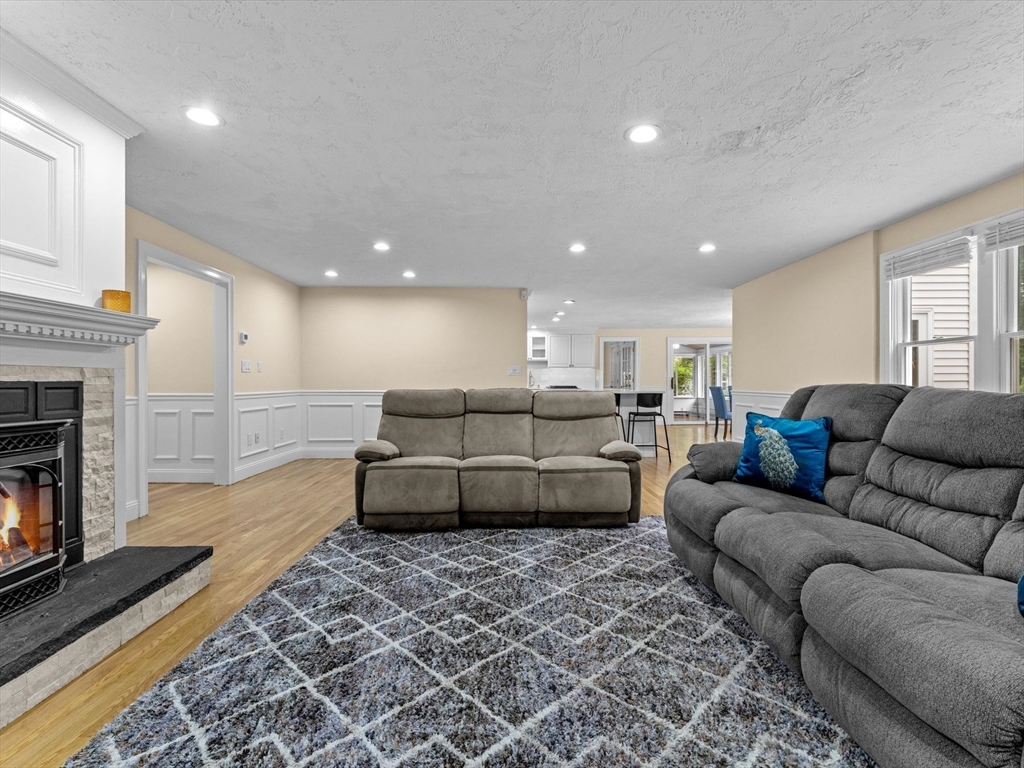 4 bed, 2 bath apartment for rent at 51 Lackey St, Westborough — photo 21 of 42