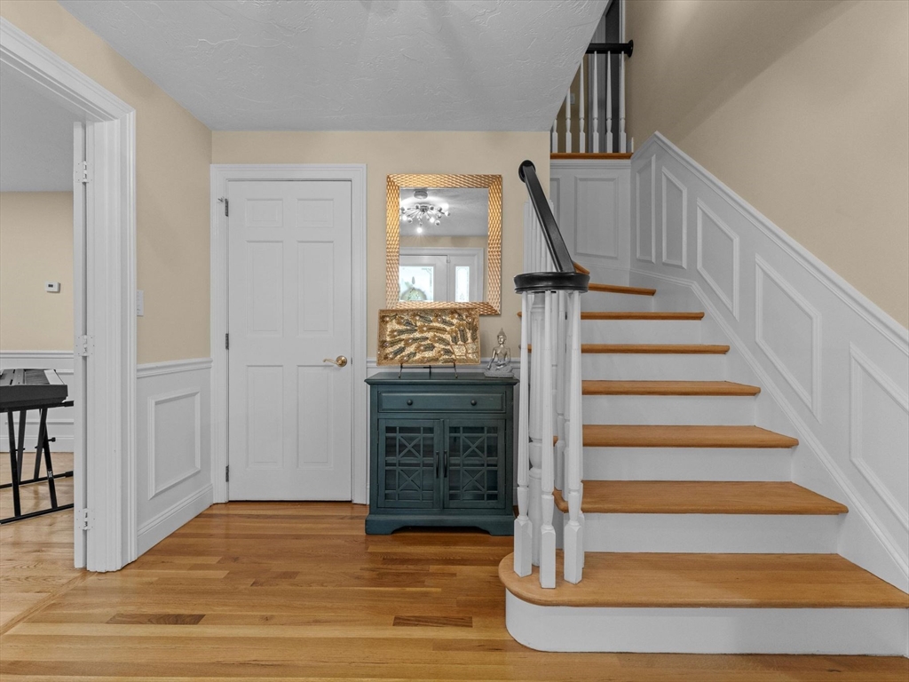 4 bed, 2 bath apartment for rent at 51 Lackey St, Westborough — photo 4 of 42