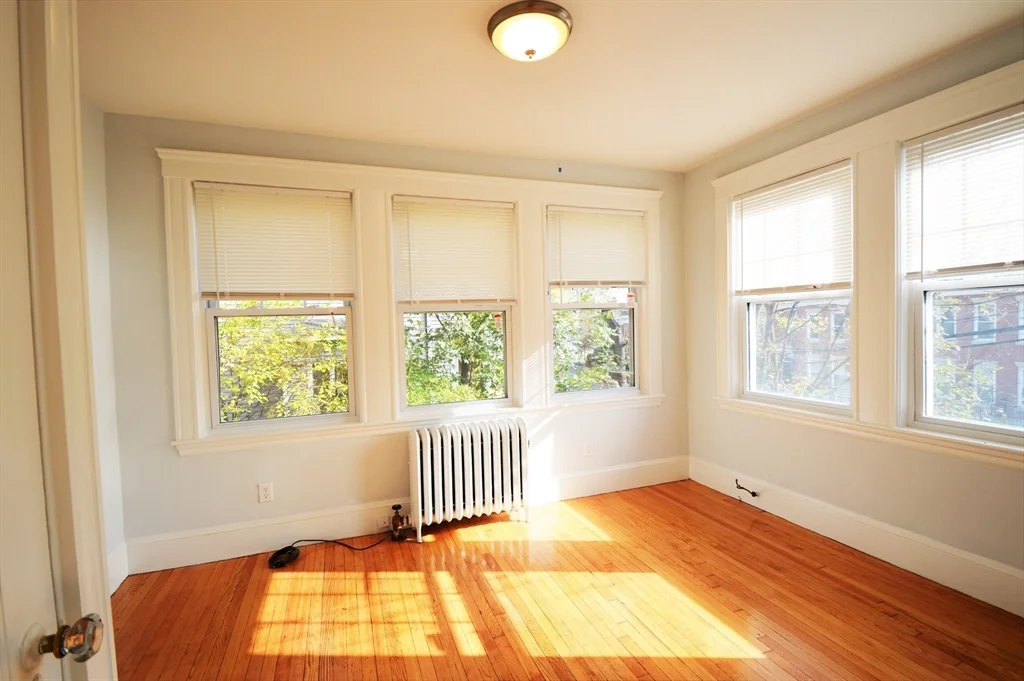 4 bed, 2 bath apartment for rent at 51 Leamington Rd Unit 1, Brighton — photo 7 of 12