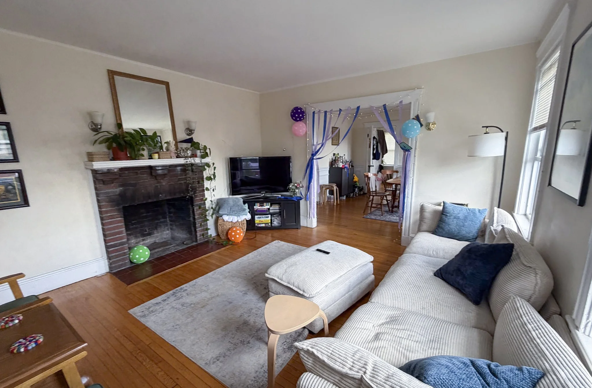 6 bed, 3 bath apartment for rent at 51 Leamington Rd Unit 2A, Brighton — photo 2 of 24