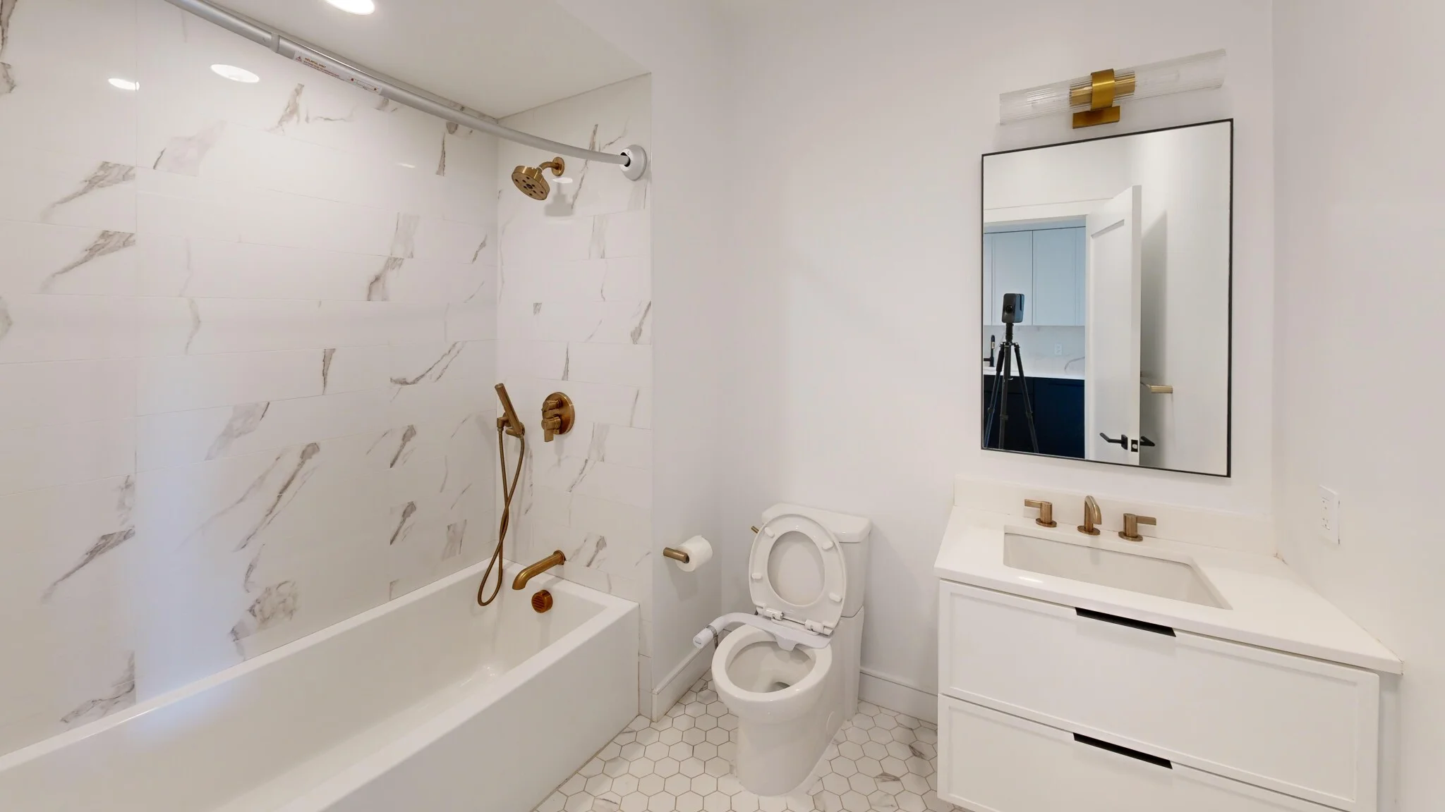 Studio bed, 1 bath apartment for rent at 51 Leo M Birmingham Pkwa Unit 405, Allston — photo 11 of 13