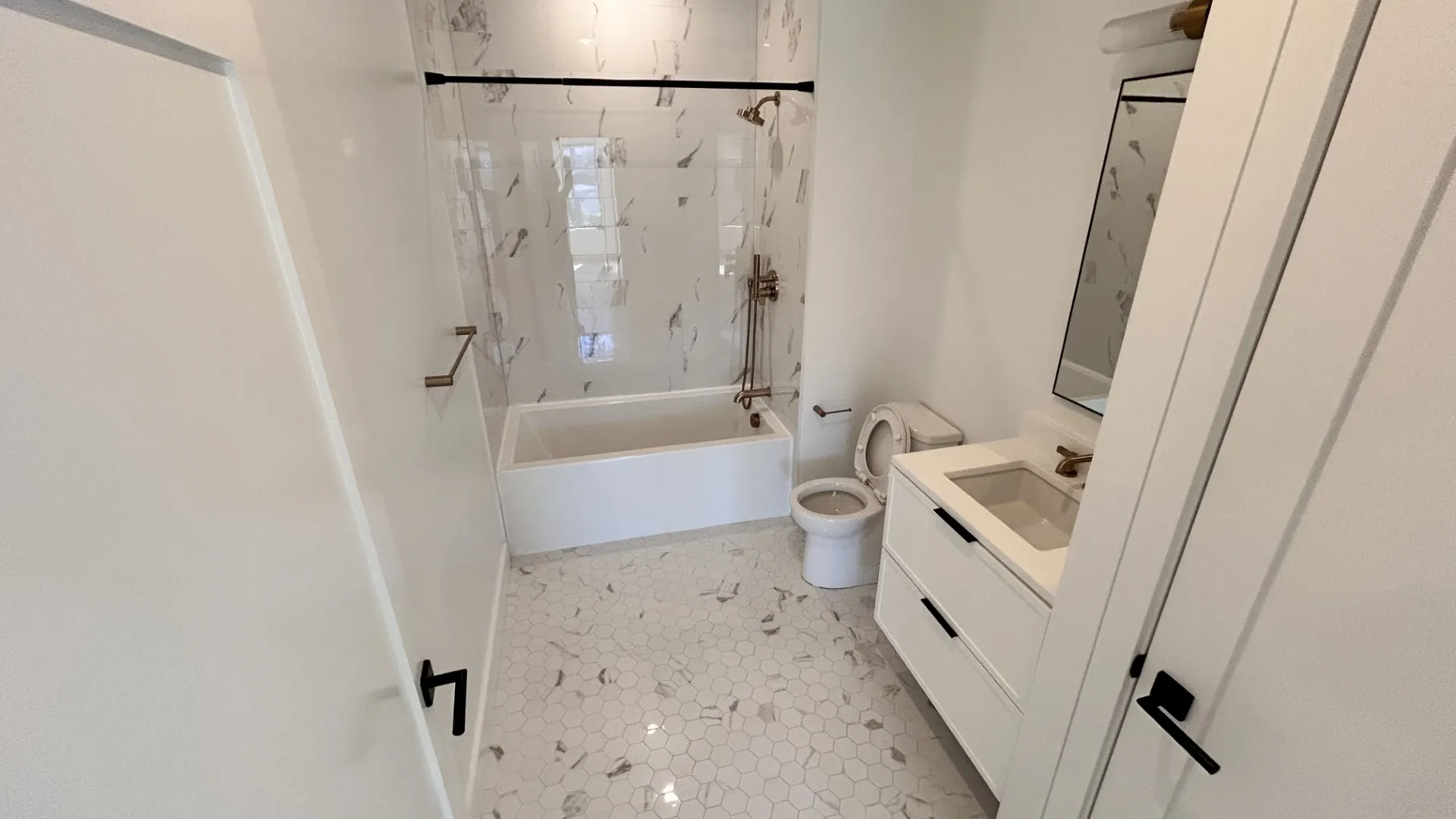 2 bed, 2 bath apartment for rent at 51 Leo M Birmingham Pkwa Unit 506, Allston — photo 9 of 15