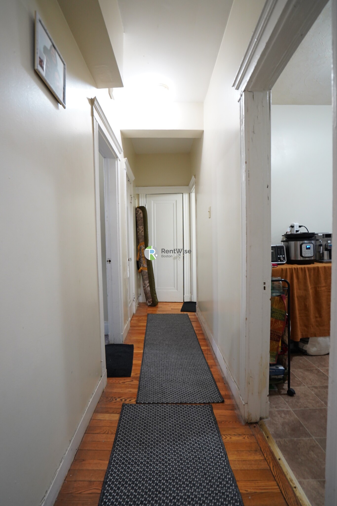 1 bed, 1 bath apartment for rent at 51 Linden St Unit 1, Allston — photo 8 of 9