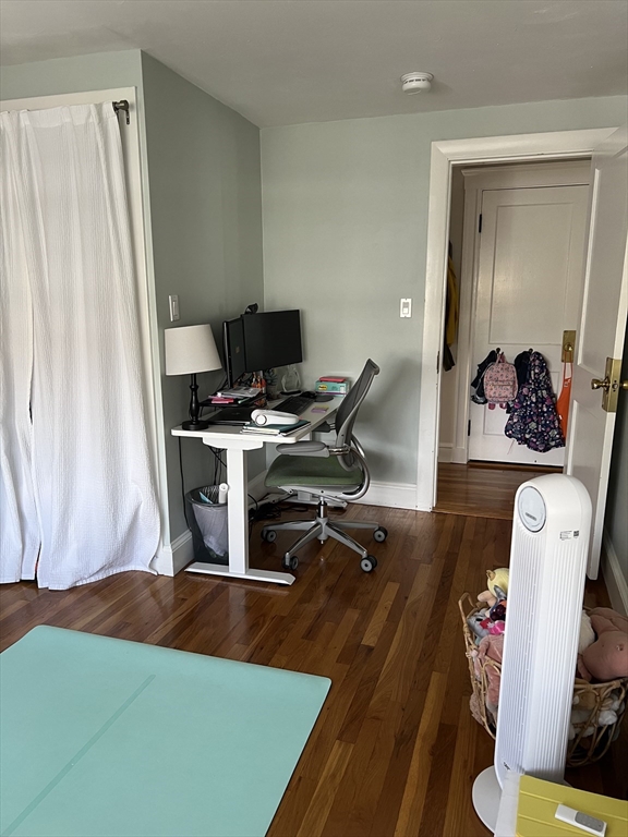 3 bed, 1 bath apartment for rent at 51 Linwood St Unit 2, Medford — photo 9 of 18