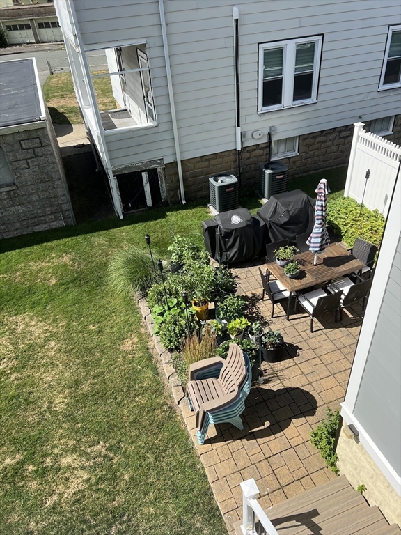 3 bed, 1 bath apartment for rent at 51 Linwood St Unit 2, Medford — photo 16 of 18