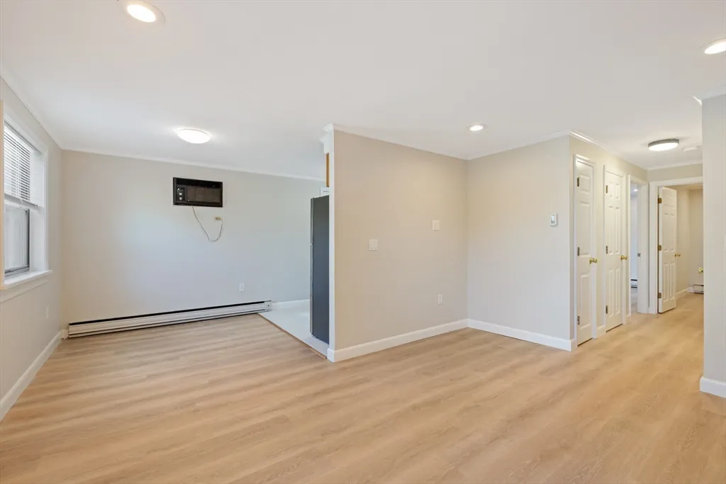 2 bed, 1 bath apartment for rent at 51 Lynde St Unit 3, Melrose — photo 2 of 14