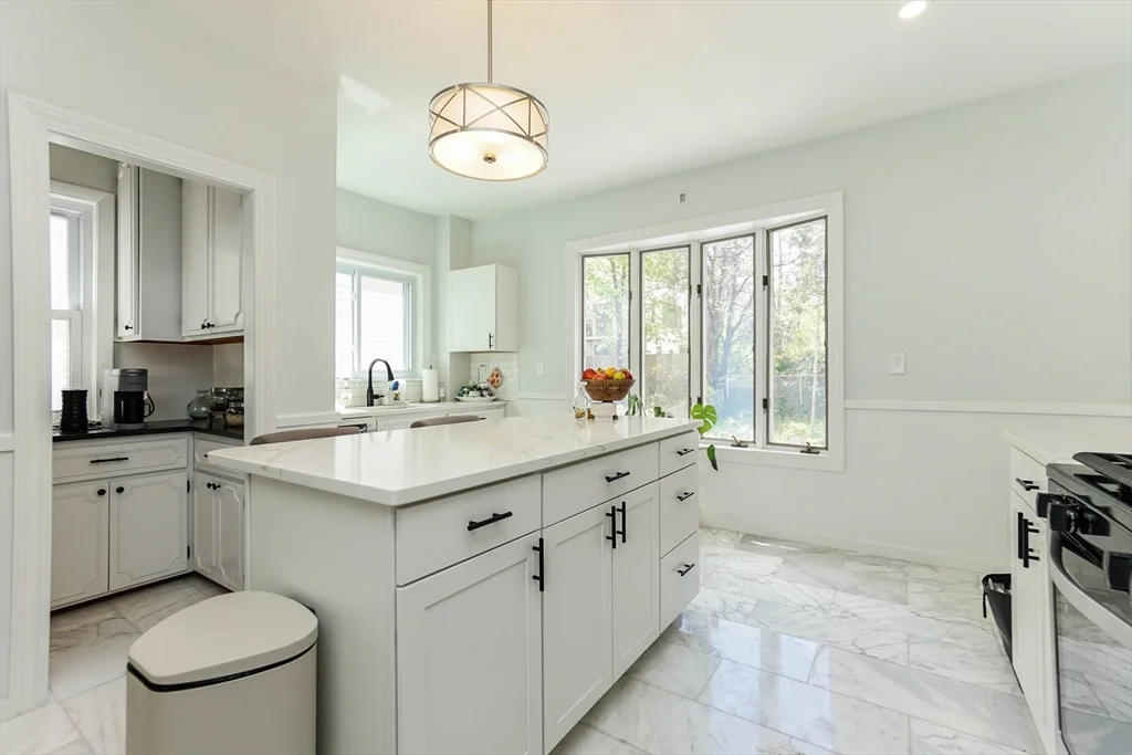 3 bed, 1 bath apartment for rent at 51 Main St Unit 2, Winter Hill — photo 4 of 23