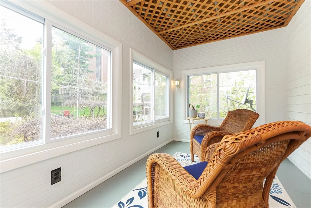3 bed, 1 bath apartment for rent at 51 Main St Unit 2, Winter Hill — photo 19 of 23