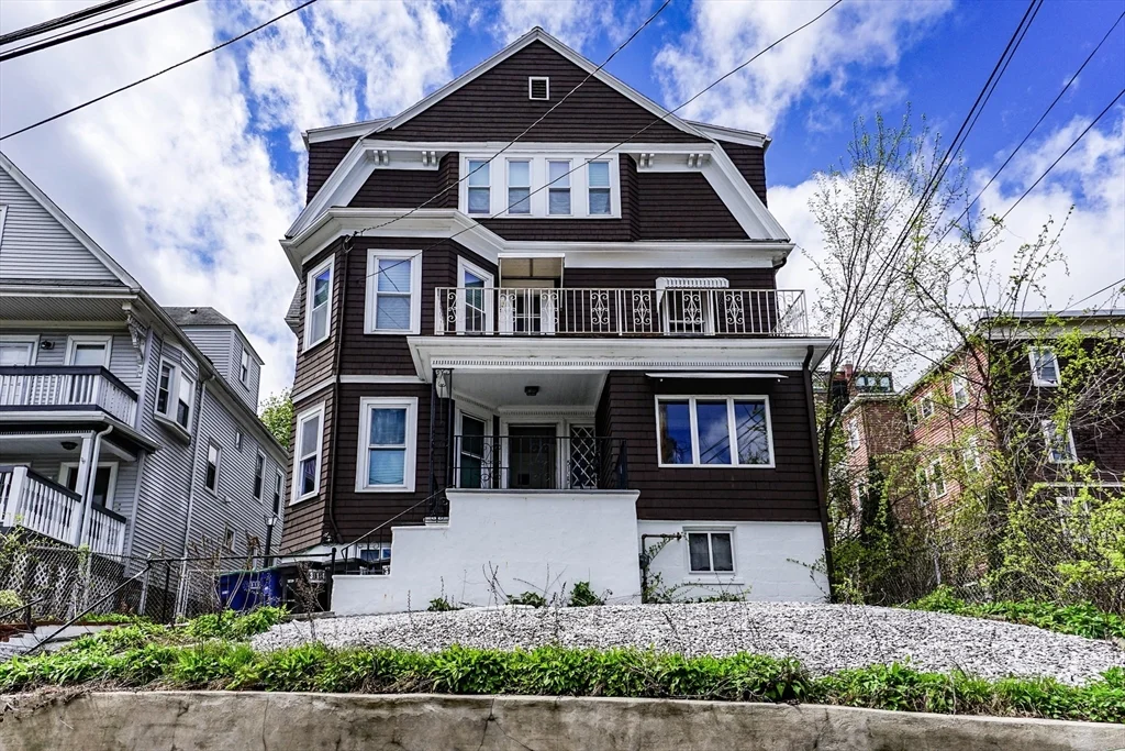 3 bed, 1 bath apartment for rent at 51 Main St Unit 2, Winter Hill — photo 23 of 23