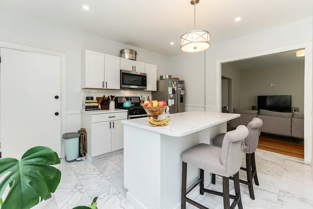 3 bed, 1 bath apartment for rent at 51 Main St Unit 2, Winter Hill — photo 2 of 23