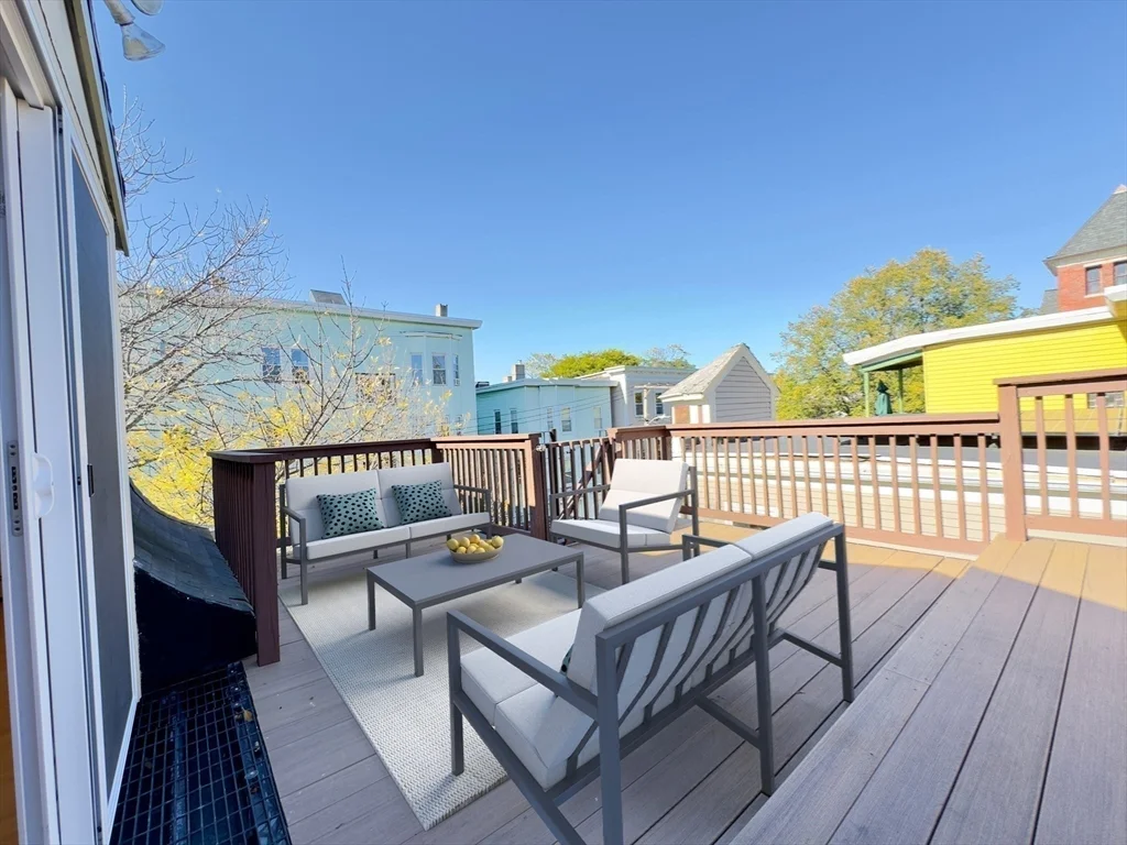 3 bed, 2 bath apartment for rent at 51 Market St Unit 2, The Port — photo 13 of 14