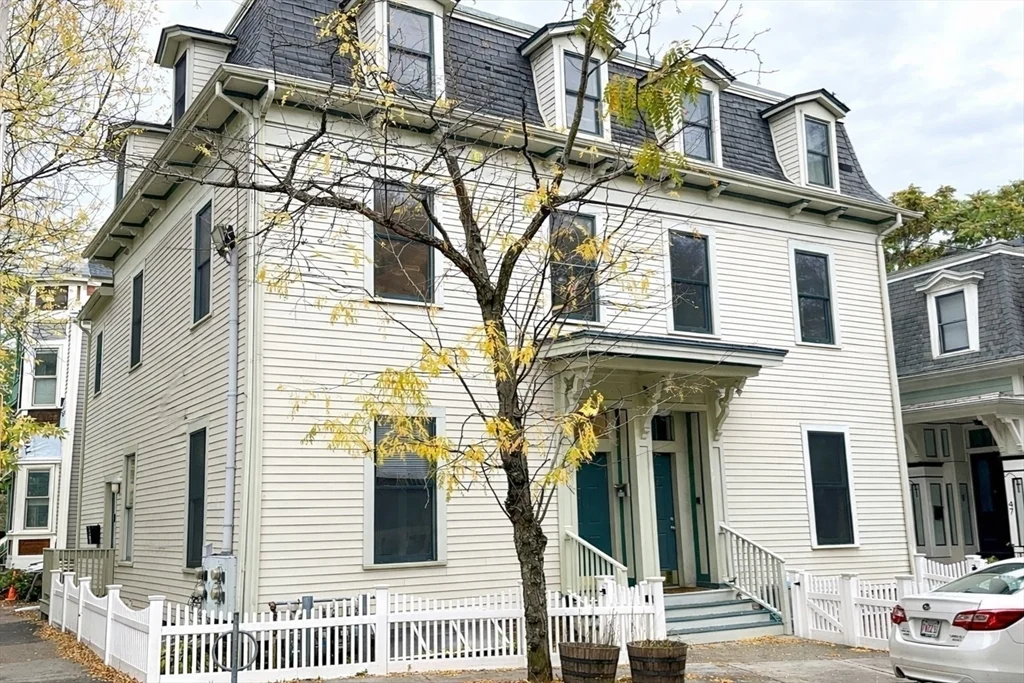 3 bed, 2 bath apartment for rent at 51 Market St Unit 2, The Port — photo 14 of 14