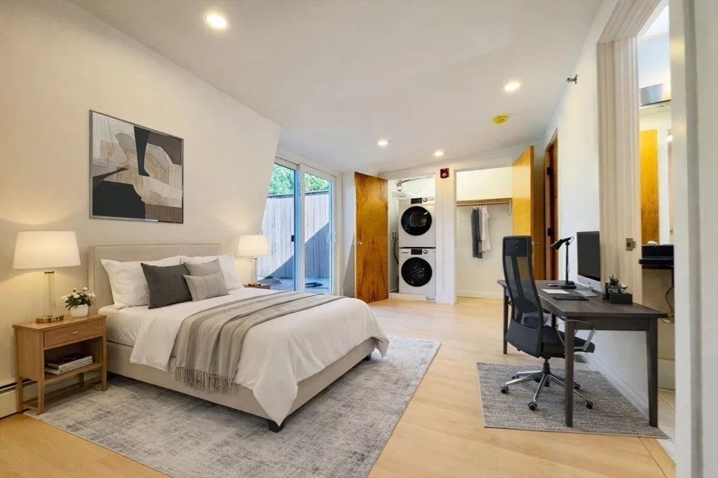 3 bed, 2 bath apartment for rent at 51 Market St Unit 2, The Port — photo 10 of 14