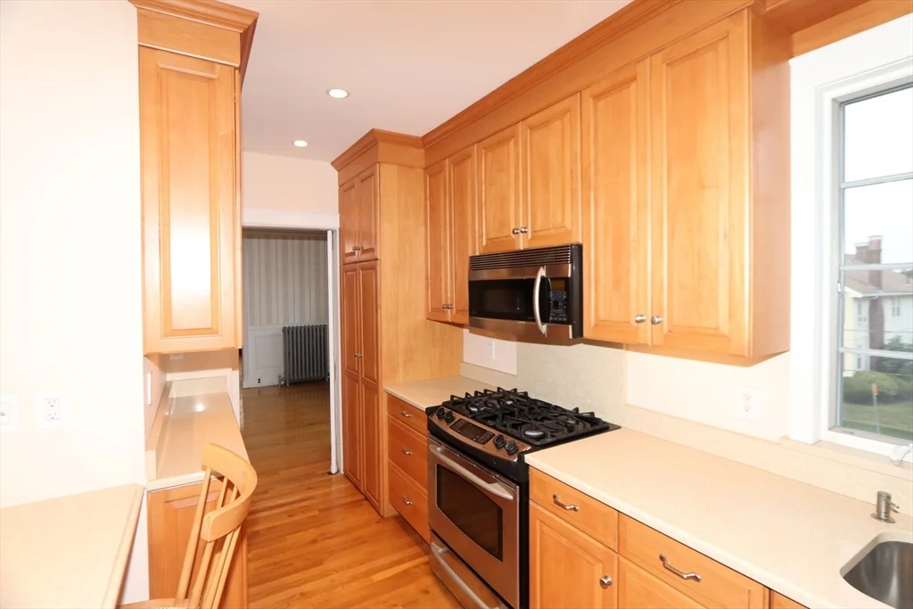 2 bed, 1 bath apartment for rent at 51 Matchett St Unit 2, Brighton — photo 9 of 22