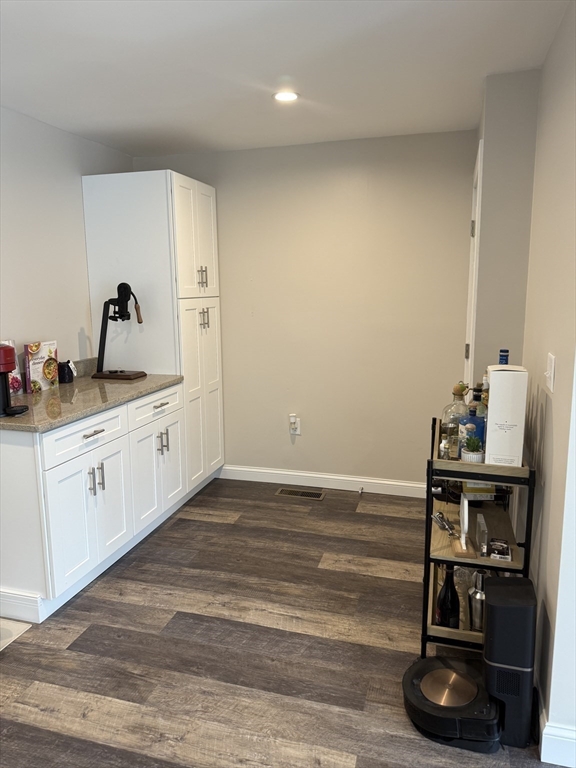 2 bed, 1 bath apartment for rent at 51 Mill St Unit 51, Dracut — photo 3 of 12