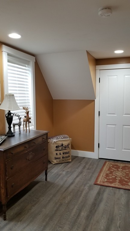 3 bed, 1 bath apartment for rent at 51 Moore Rd Unit 1, New Braintree — photo 30 of 42