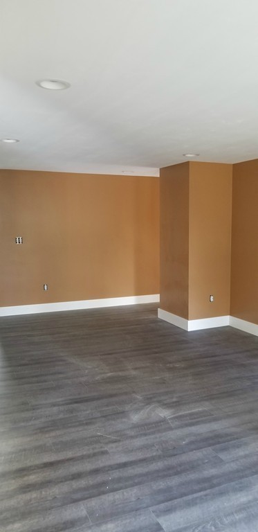 3 bed, 1 bath apartment for rent at 51 Moore Rd Unit 1, New Braintree — photo 10 of 42
