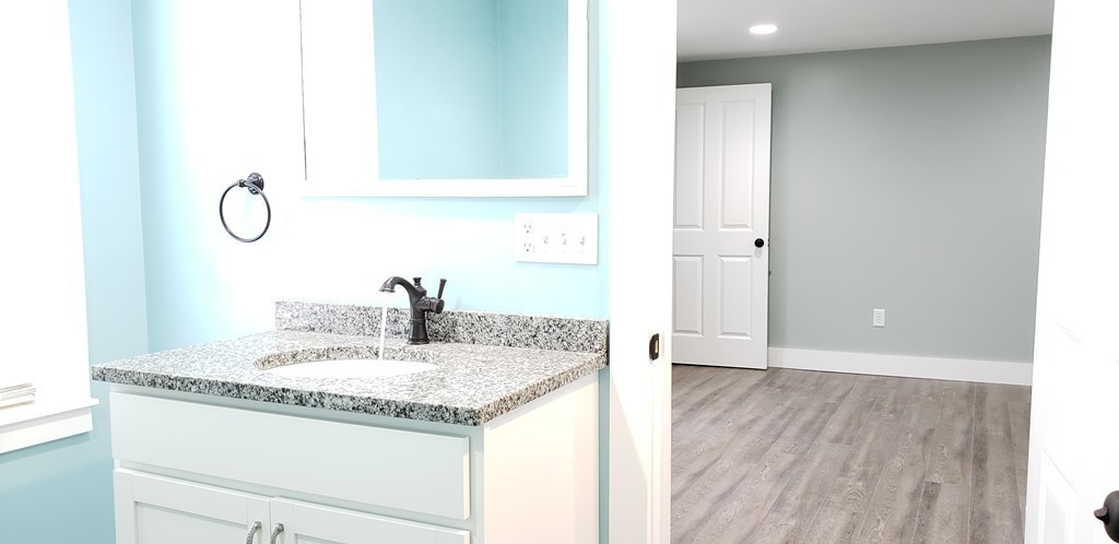 3 bed, 1 bath apartment for rent at 51 Moore Rd Unit 1, New Braintree — photo 26 of 42