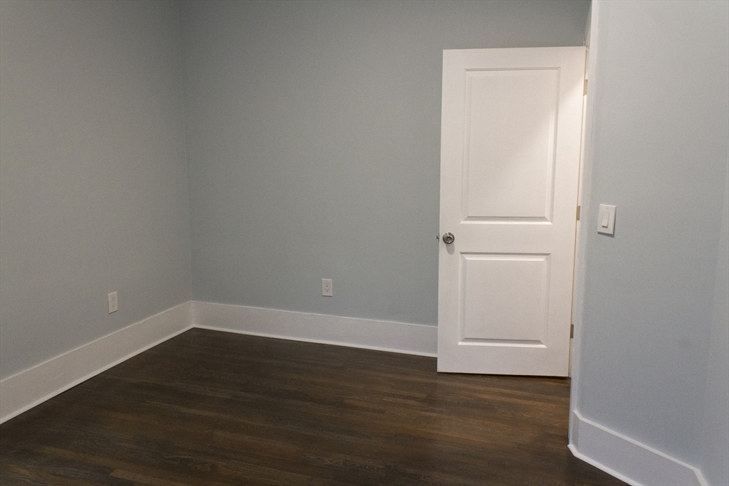 4 bed, 2 bath apartment for rent at 51 Moseley St Unit 1, Dorchester — photo 13 of 37