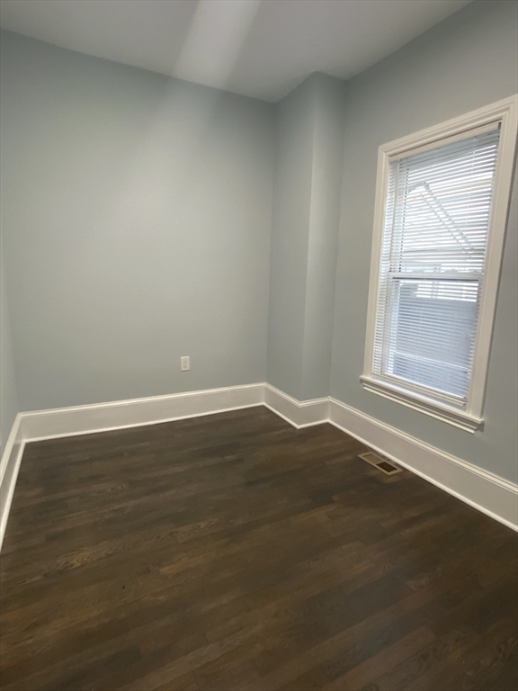 4 bed, 2 bath apartment for rent at 51 Moseley St Unit 1, Dorchester — photo 8 of 37