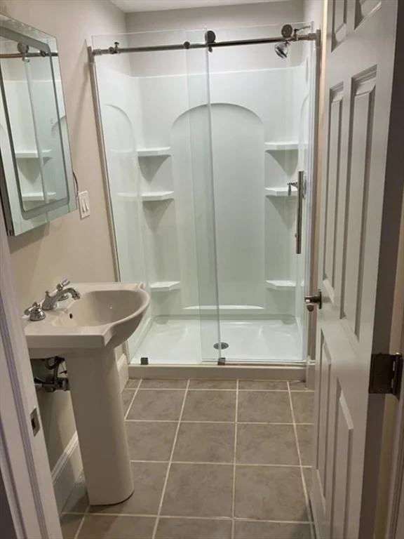 1 bed, 1 bath apartment for rent at 51 Mt Vernon St Unit 3, Melrose — photo 4 of 9