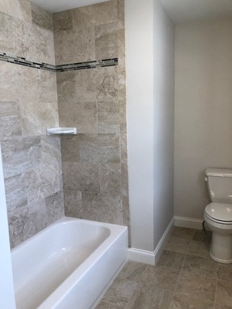 3 bed, 2 bath apartment for rent at 51 Oak St Unit 51, Needham — photo 11 of 16
