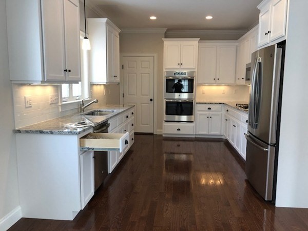 3 bed, 2 bath apartment for rent at 51 Oak St Unit 51, Needham — photo 6 of 16
