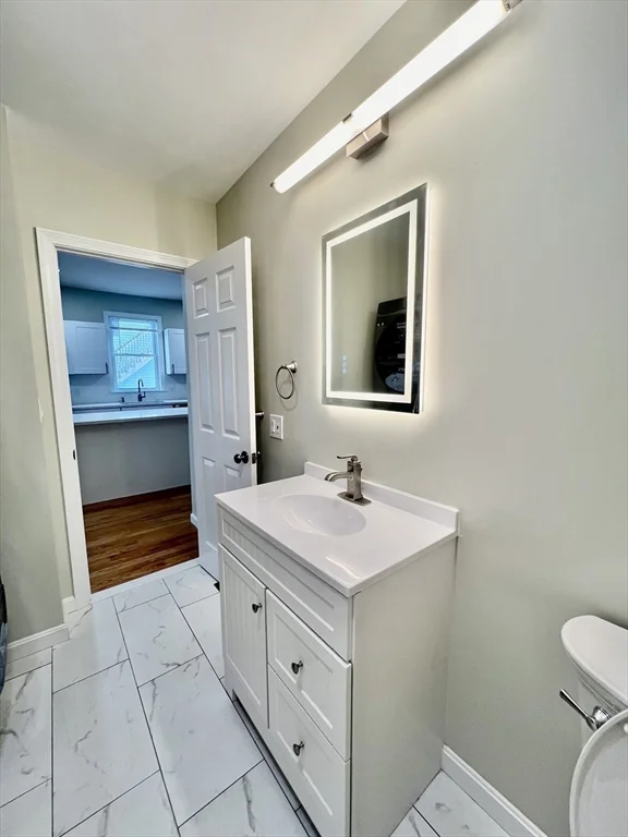 3 bed, 1 bath apartment for rent at 51 Paris Unit 2, Everett — photo 13 of 14