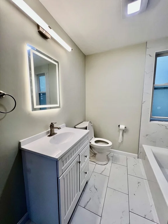 3 bed, 1 bath apartment for rent at 51 Paris Unit 2, Everett — photo 11 of 14
