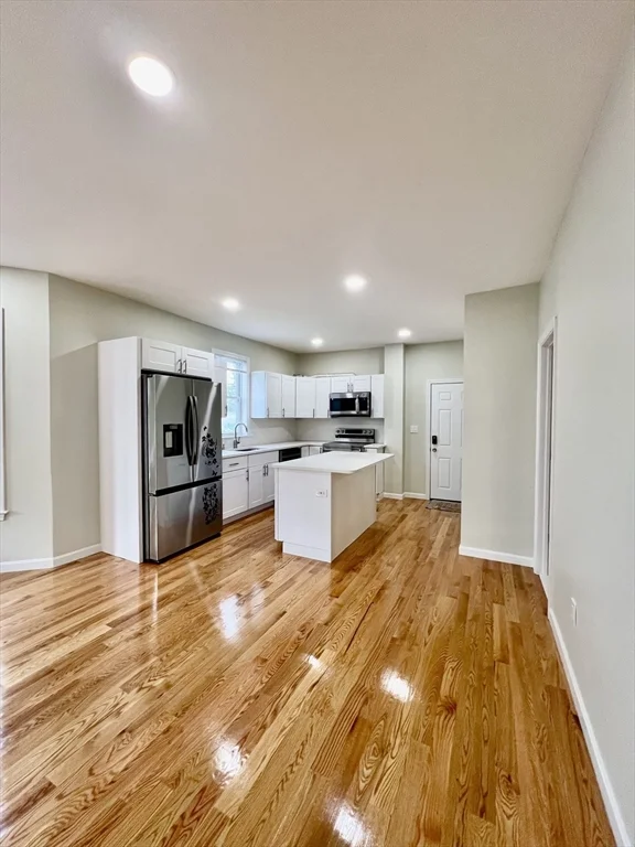 3 bed, 1 bath apartment for rent at 51 Paris Unit 2, Everett — photo 1 of 14