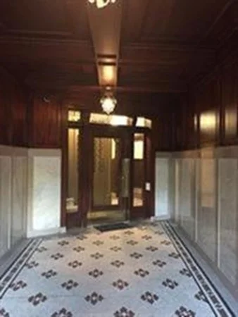 1 bed, 1 bath apartment for rent at 51 Park Dr Unit 1, Fenway — photo 3 of 15