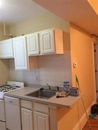 1 bed, 1 bath apartment for rent at 51 Park Dr Unit 1, Fenway — photo 6 of 15