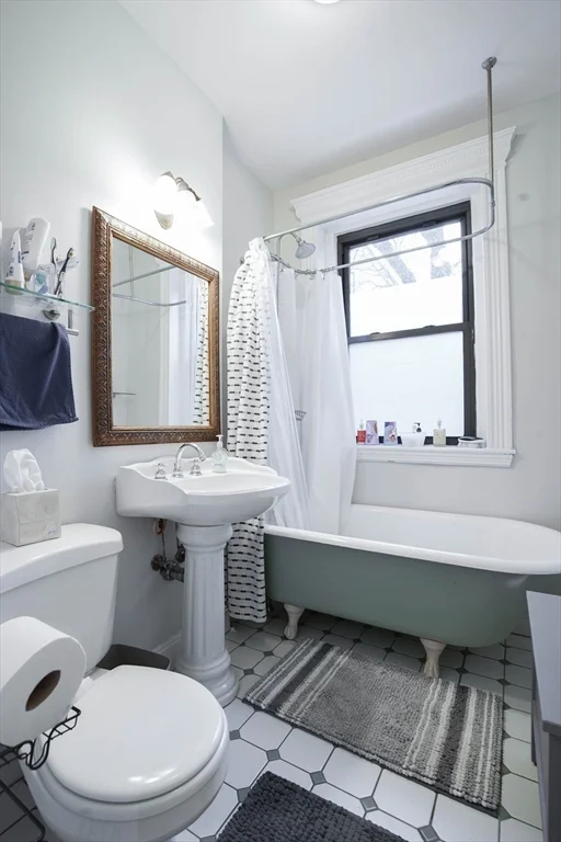 1 bed, 1 bath apartment for rent at 51 Park Dr Unit 10, Fenway — photo 9 of 10