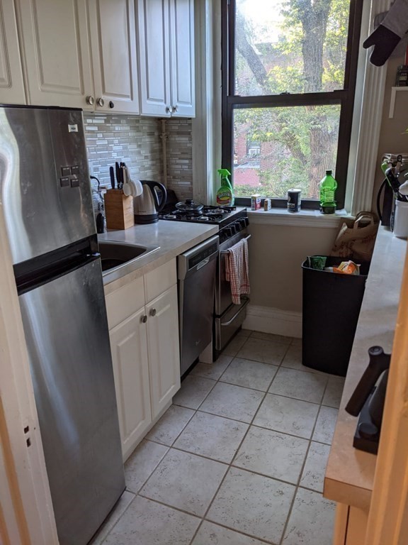 1 bed, 1 bath apartment for rent at 51 Park Dr Unit 16, Fenway — photo 4 of 8