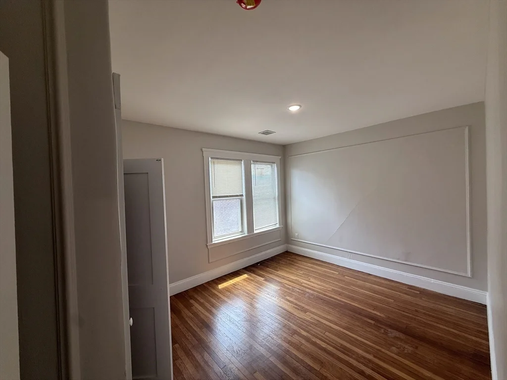 5 bed, 2 bath apartment for rent at 51 Pasadena Unit 2, Dorchester — photo 11 of 15