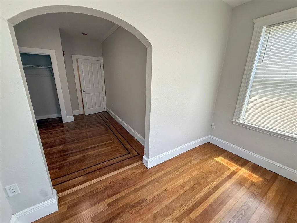 5 bed, 2 bath apartment for rent at 51 Pasadena Unit 2, Dorchester — photo 8 of 15